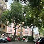 Hyper centre Colmar-Parking privé inclus -Ascenseur- Résidence Calme Colmar
