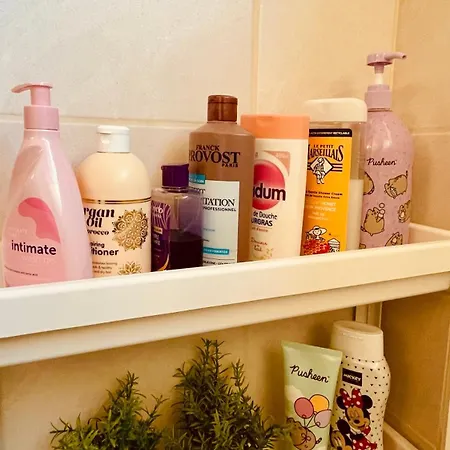 Apartmán La Colmarina Cosy 1 Bedroom Flat- Elevator Wifi & Private Parking-keybox